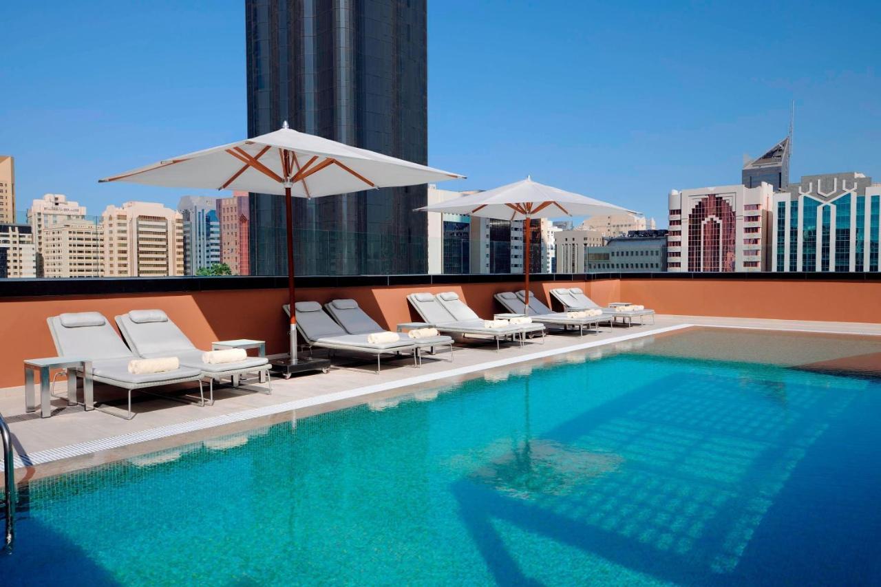 Courtyard By Marriott World Trade Center, Abu Dhabi Hotel Exterior photo